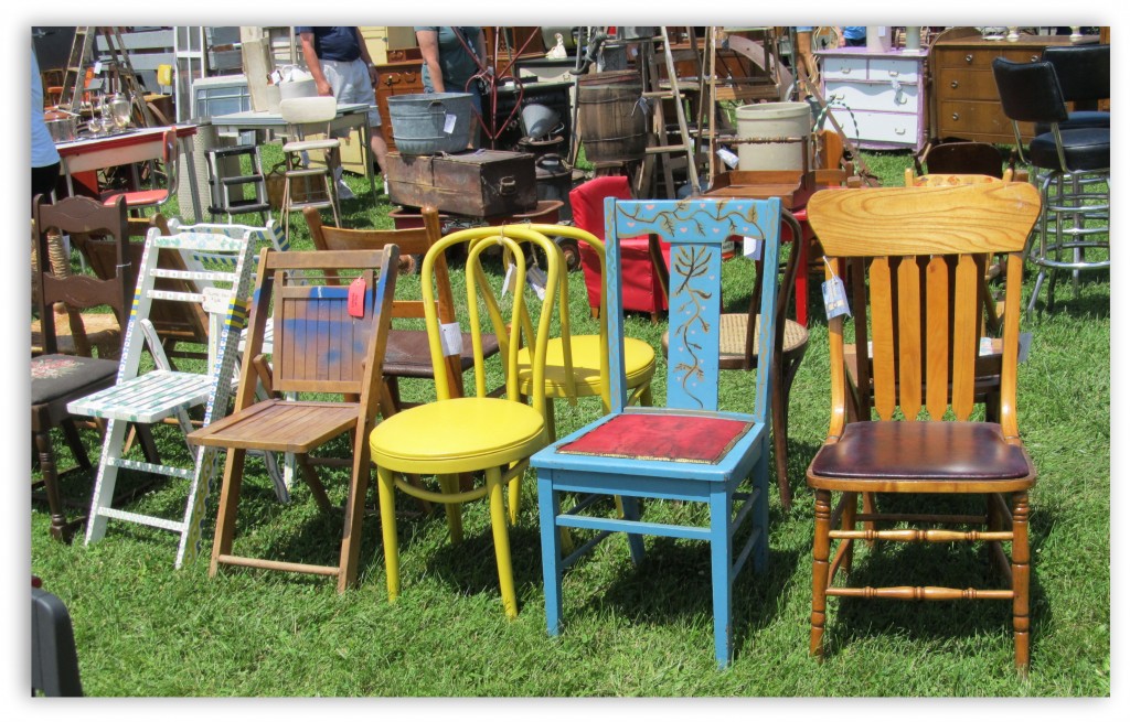chairs_elkhorn_flea_market_wisconsin_2014