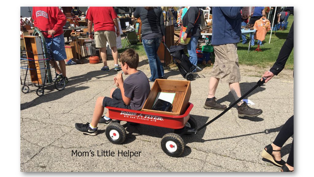 Radio Flyer Big Red Classic Wagon