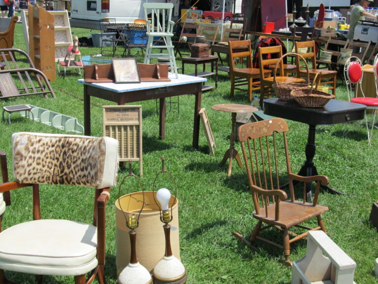 2024 ELKHORN ANTIQUE FLEA MARKET Wisconsin